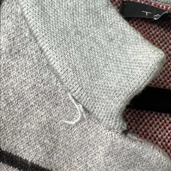 Tahari Cardigan - Picture 6 of 6